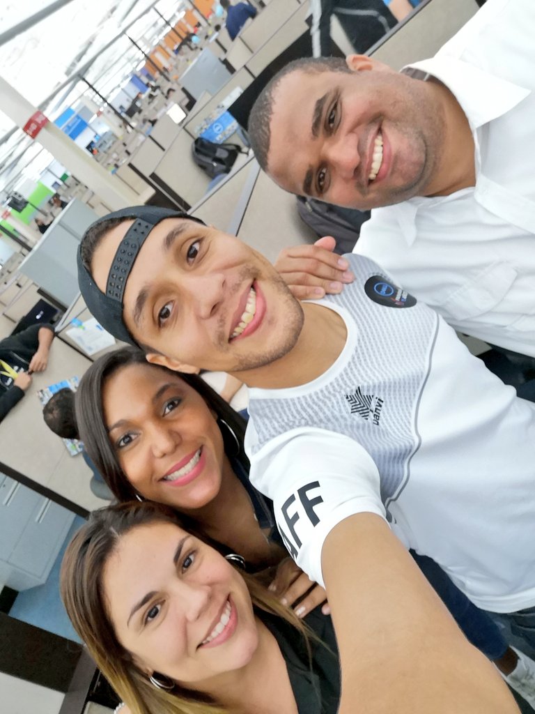 manuLrios's tweet photo. #Dellfie TIME ๐คณ๐ธ๐ฒ
Thanks @Herlindatdell @AlexaArandaC @SheylaPotes @grace26guerra @aaparicio30 for joining us today at the #IronTech18 ๐๐ช๐ป and keep supporting our winning culture activities at @DellPanama
#Iwork4Dell #LifeAtDell
#DellPanama15 #DellBassadors https://t.co/4HJtrcFhYa