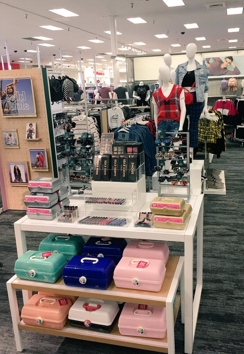 marymacaskill's tweet photo. Our newest brand for teens and tweens (and the young at heart!): #WildFable. Fresh, fun, and full of spirit! #targetstyle #T0171 #flashback @dmasin88 @Kunsman https://t.co/vA78fnioMA