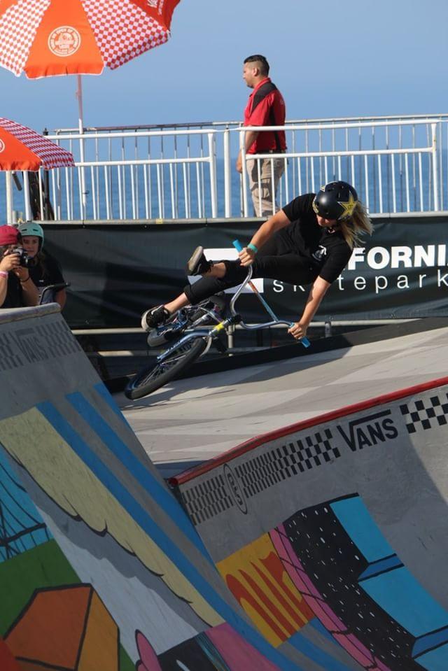 LilBMXWolf's tweet photo. Can-Can in practice #VansBMXProCup Watch online Sunday at 1:00! https://t.co/PDphl9dJX2
Txs to @rockstarenergy @SandMshitter for supporting me doing what I love!
#Vans #vansgirl #MyVans #RockstarEnergy #SandMBikes #ShieldBMX #S1helmets #StandWithScotty https://t.co/jMWXgj2AW8