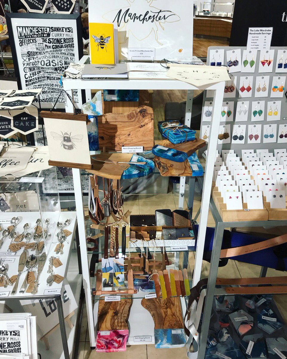 Kate_Chesters's tweet photo. Yesterday I popped by the #handmadepopup in @Debenhams to see the lovely Megan from @CuratedMakers ❤️ It’s definitely surreal seeing my work in a major department store, but this is hopefully the start of bigger things to come! ✨ #dreambig #workhard https://t.co/v3PtGDUF2B