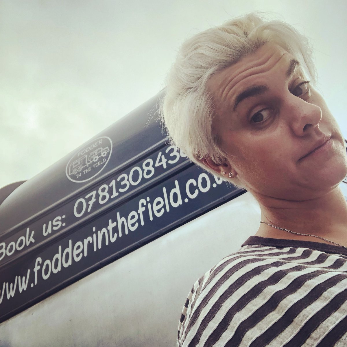 fodinthefield's tweet photo. Getting ready for some low and slow cooking.....local Welsh brisket cooked for 24 hours. Also trialling local lamb kebabs in flat breads with home grown mint raita. Hope you guys in Ruthin are hungry tomorrow..... #keepingitlocal #lowandslow #welshlamb #welshbeef #fodder_lass https://t.co/TT6XwxT1tw