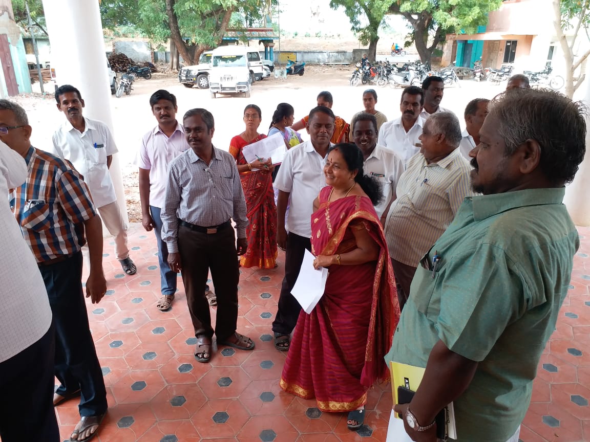 Thooimai Thoothukudi (@thooimaitut) on Twitter photo PD, DRDA and Bdo's conducted a meeting on #SwachhSurvekshanGrameen2018 2018 to the ClFs and also explained about the methodology to be adopted in the survey.. Pamplets and notices were distributed to them.. <a href="/swachhbharat/">Swachh Bharat Mission - Grameen</a> #tn PD, DRDA and Bdo's conducted a meeting on #SwachhSurvekshanGrameen2018 2018 to the ClFs and also explained about the methodology to be adopted in the survey.. Pamplets and notices were distributed to them.. <a href="/swachhbharat/">Swachh Bharat Mission - Grameen</a> #tn