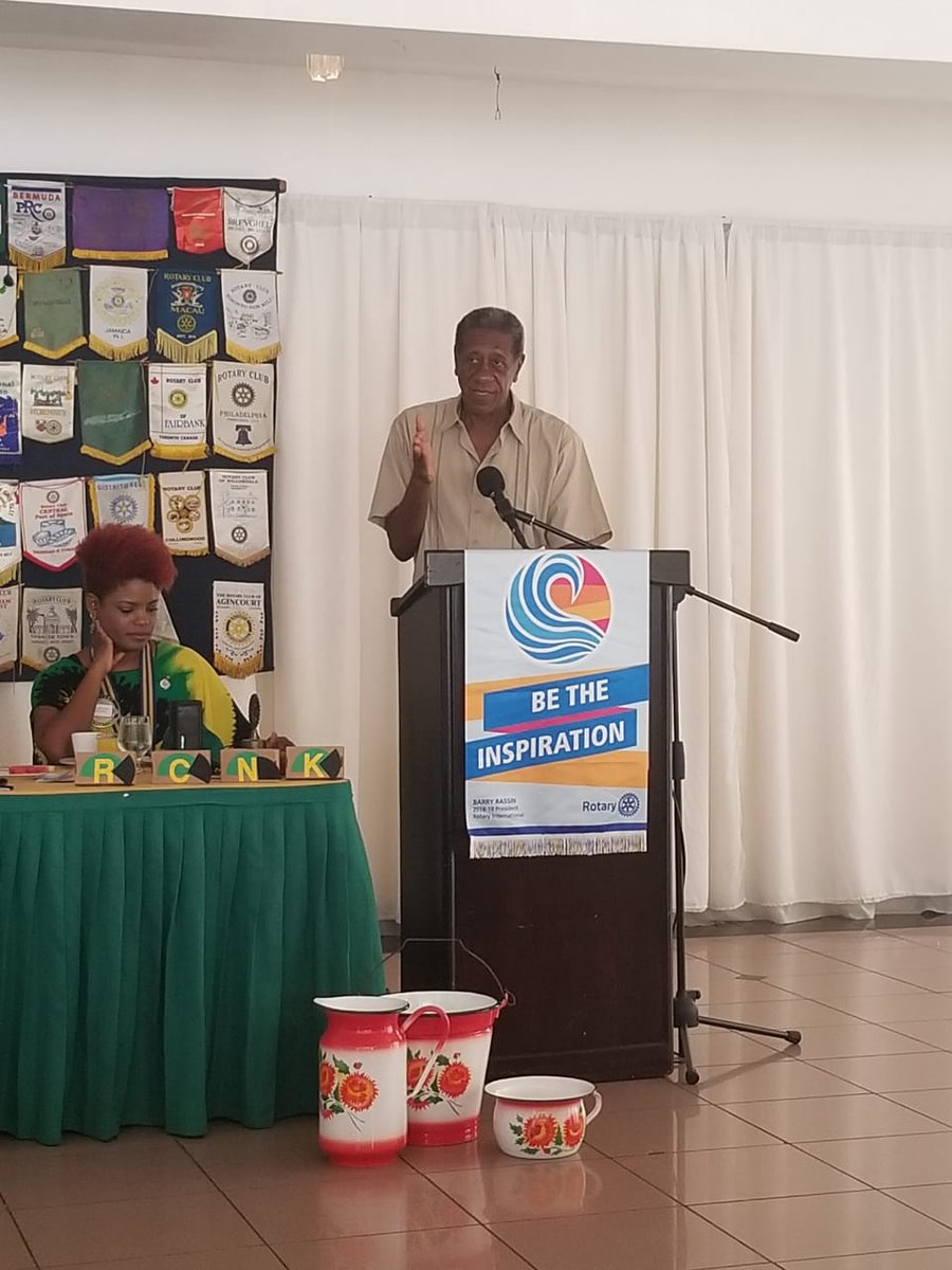 #rotary #powerfulminds Arnold Bertram,  Guest Speaker delivering a very powerful conversation on “Reflections on the Trans-Atlantic Slave Trade & Plantation Slavery” #Jamaica #emancipendence 🇯🇲