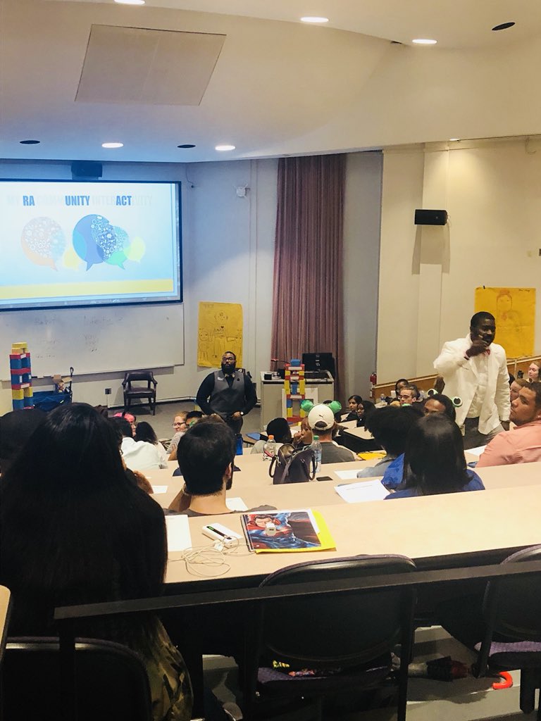 DM_UrFuturePrez's tweet image. It’s a pure blessing when your passion is your work! So thankful how team members affirm and confirm my purpose in this field! Special thanks to @blondie0303 for the kodaks and the care ❤️ #DiversityDoctor #TrainingTrain 🚂 #UNCGHRL #WelcomeBack #RATraining #WhatTimeIsIt