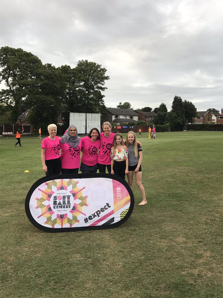 cheadle_cc's tweet photo. A fantastic turnout for the first women's cricket festival at @cheadle_cc - we are always looking  for new members! #womenscricket #cheadecc @CheshireCB @ECB_cricket https://t.co/4e5L8weGVE