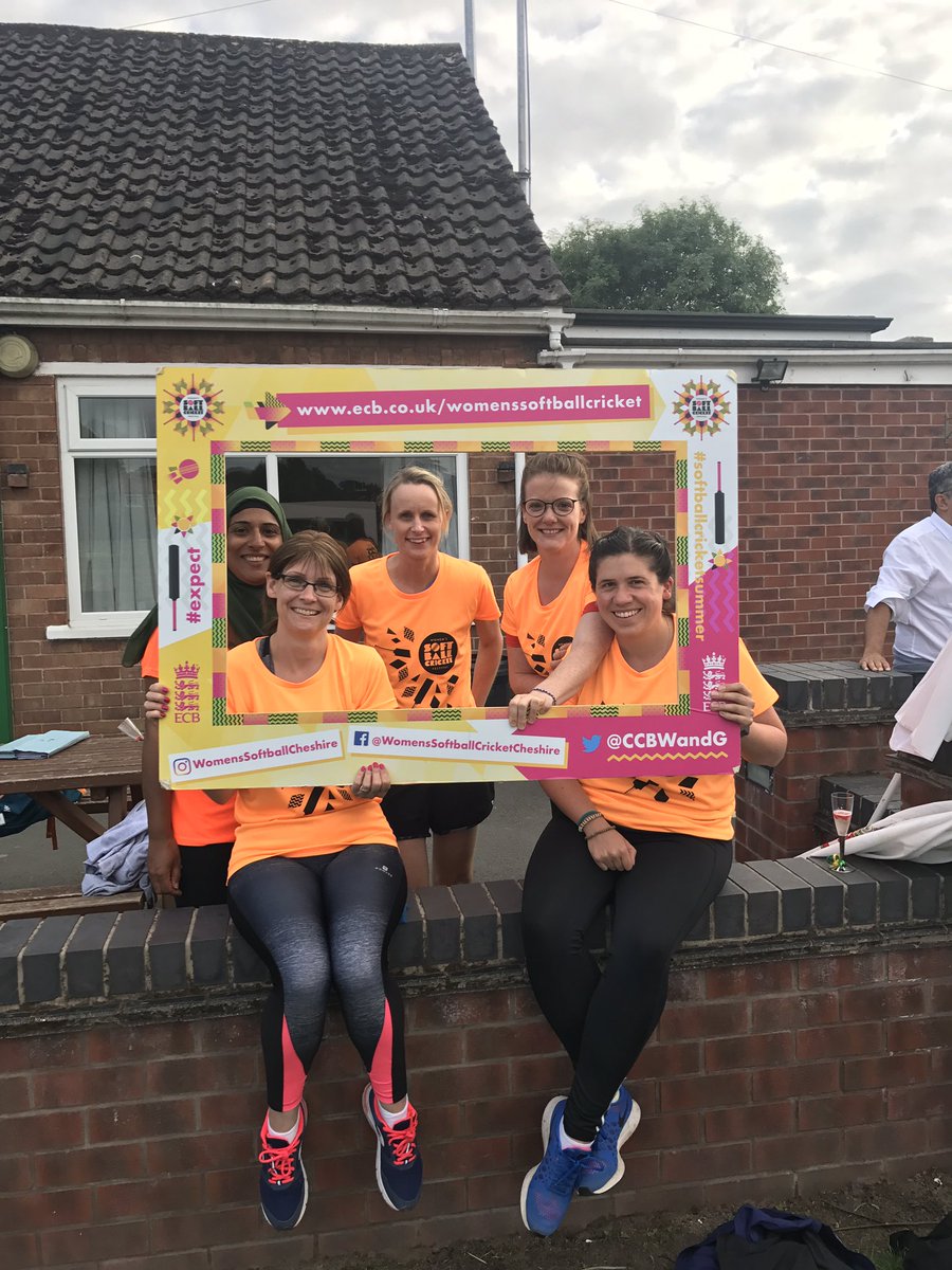 cheadle_cc's tweet photo. A fantastic turnout for the first women's cricket festival at @cheadle_cc - we are always looking  for new members! #womenscricket #cheadecc @CheshireCB @ECB_cricket https://t.co/4e5L8weGVE