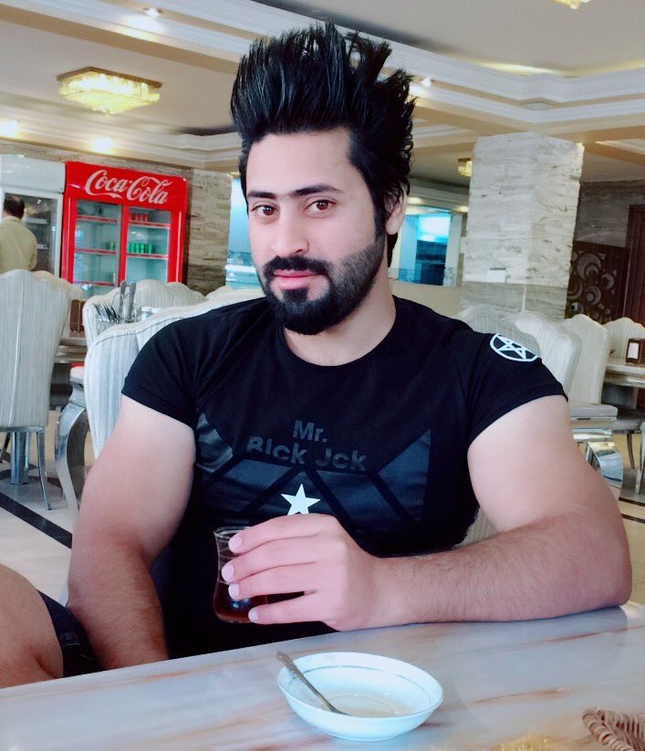 شما يحچون اطباع الناس معروفه