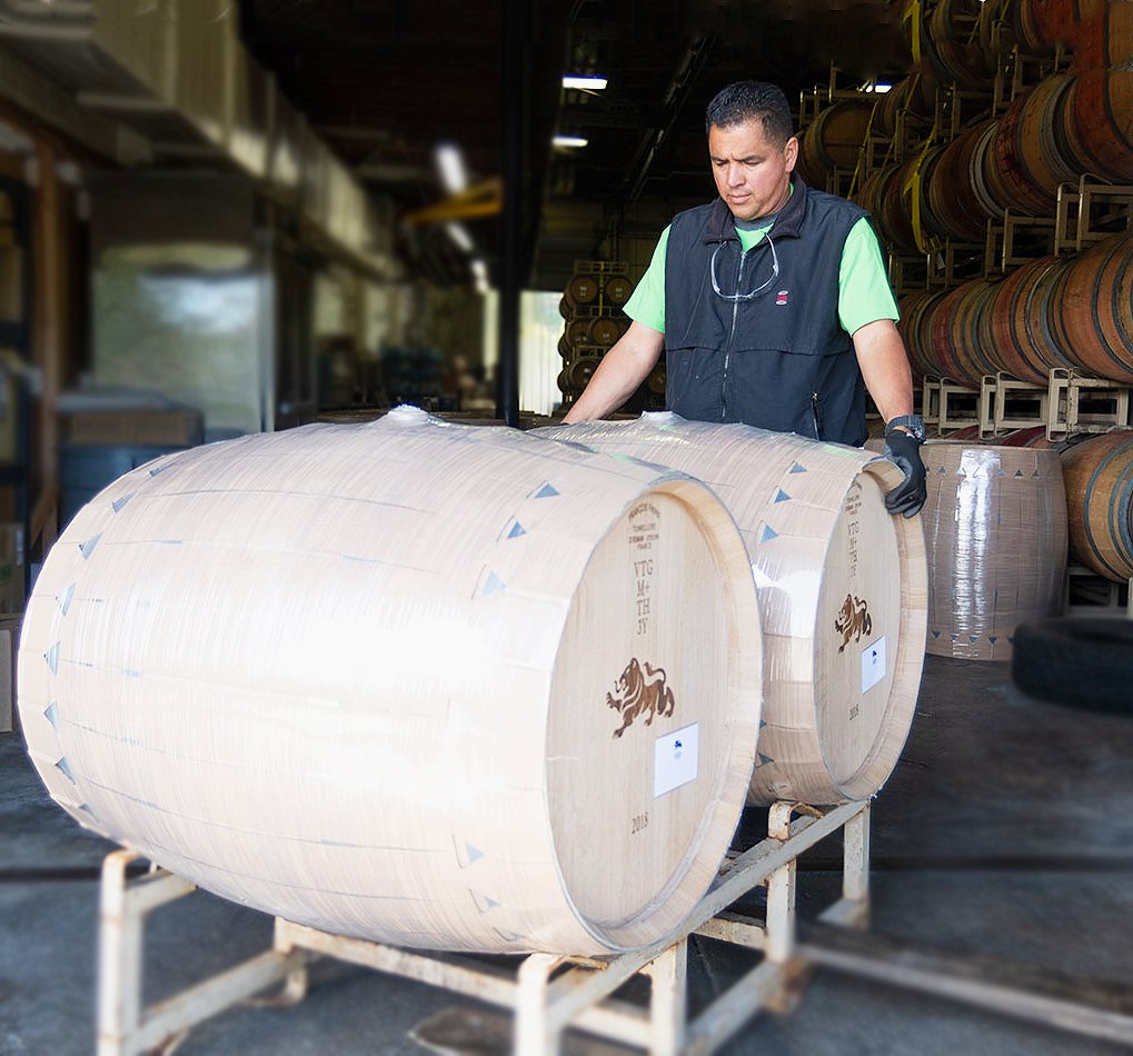 HessCollection's tweet photo. Winemaker Alison Rodriguez explains, "when a barrel says 4Y, it indicates four years. This means that the wood for the staves were split and then aged as raw staves for at least 4 years outside, exposed to the elements in the cooper's aging yard, releasing excess oak tannins." https://t.co/NYjjpxNXnY