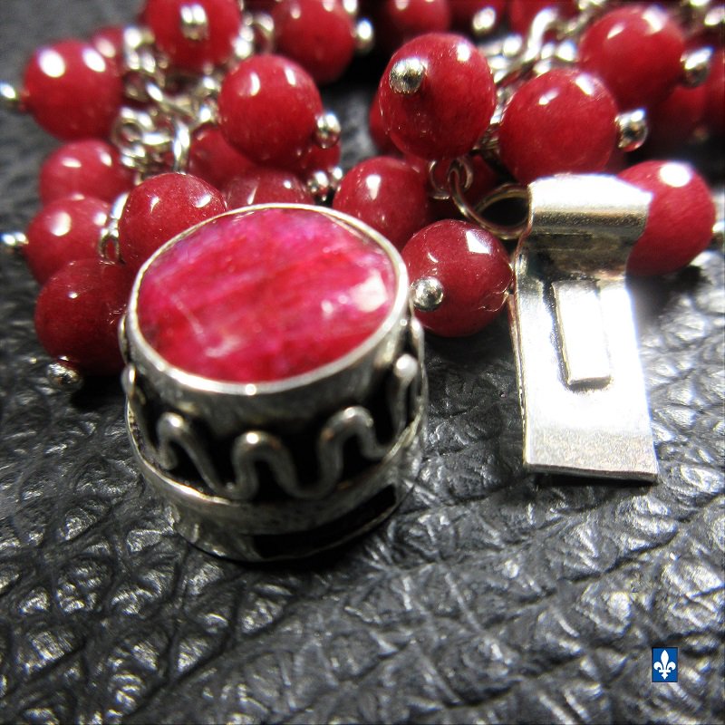 BijouxQuebec's tweet photo. Rhapsody in red!

https://t.co/LoUMm69AwS

#quality #jewelry #artisan #necklace #bracelet #earrings  #shipping #worldwide  #Etsy #EtsyCanada #EtsyQuebec #SmallBiz #red #rhapsody #customsized https://t.co/bkkcgSjVSY