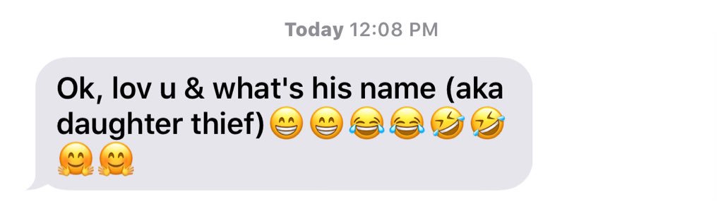 amyelizalu's tweet photo. 1. My dad thinks he’s hilarious
2. I strongly regret showing him how to emoji..
#Ronster https://t.co/33uhLySgmd
