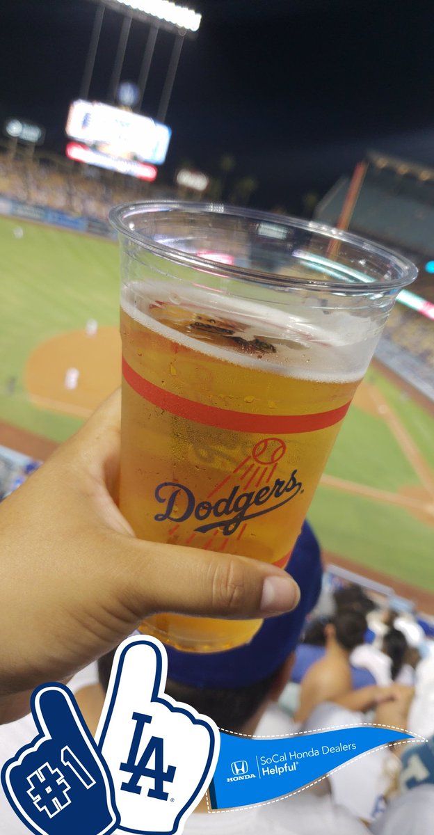 NelaStar's tweet photo. Last night was too much fun! #HRFest #Dodgers #HappyPlace https://t.co/WlhZfs4f1n