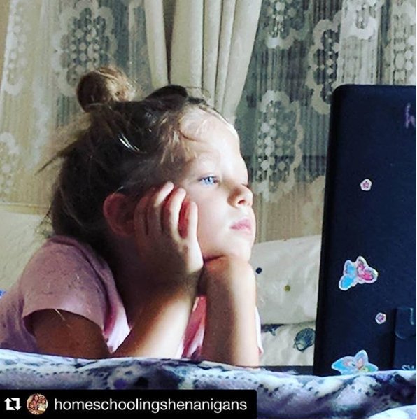 PhxLibrary's tweet image. Access a wealth of eResources including books, video, music &amp;amp; more FREE any time, any place w/ your #PhxLibrary card ✨📱 bit.ly/2vBmUUb #elibrary #phoenixpubliclibrary #phoenix #phx