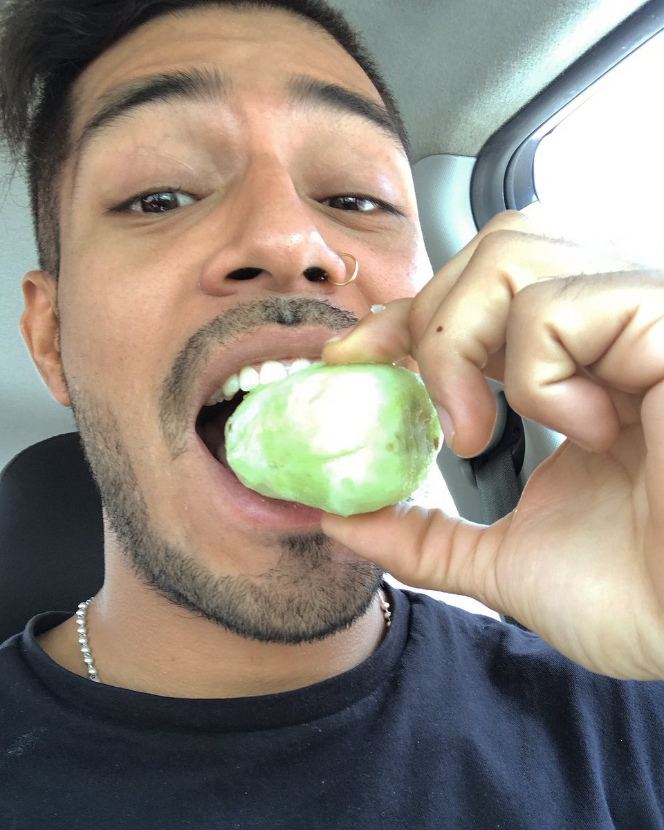 edwincastellano's tweet photo. Una tunita para taparme 😜👌🏿.... #aveceselsilencioseconvierte.... bonita tarde ... @edwincastellanos https://t.co/f4zc6VpGei