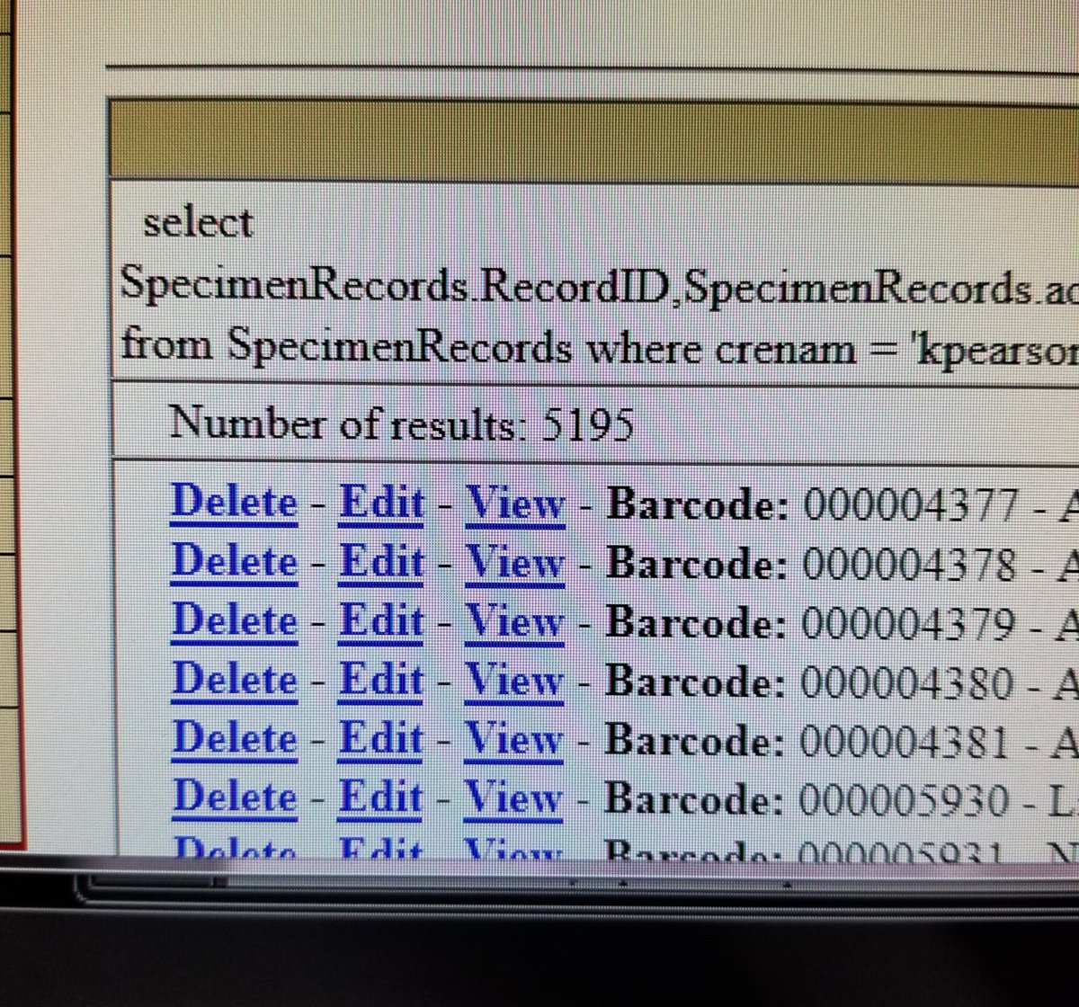 TheMereKat's tweet photo. An era sadly comes to an end. The future is bright, but I will certainly miss #fsurkg and all the wonderful people here in Tallahassee. Happy to have made a mark on this excellent collection (including 5195 specimens databased!) #onward https://t.co/DRiGJrRdAY