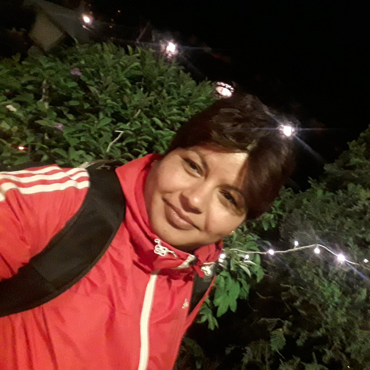 आधारातमा पल्लोघरको कुकुर भुकेर निदाउनै दिएन,उजुरी कहाँ गरौ भनेर सोध्दै थे माथी कान्छाबाले। कुकुर भन्दा धेरै उतैका भुक्छन् भो!! दुःख नपाउ भन्दै थे सान्दाजुले। मैले
 कुरो बुझे मरि जाम्।