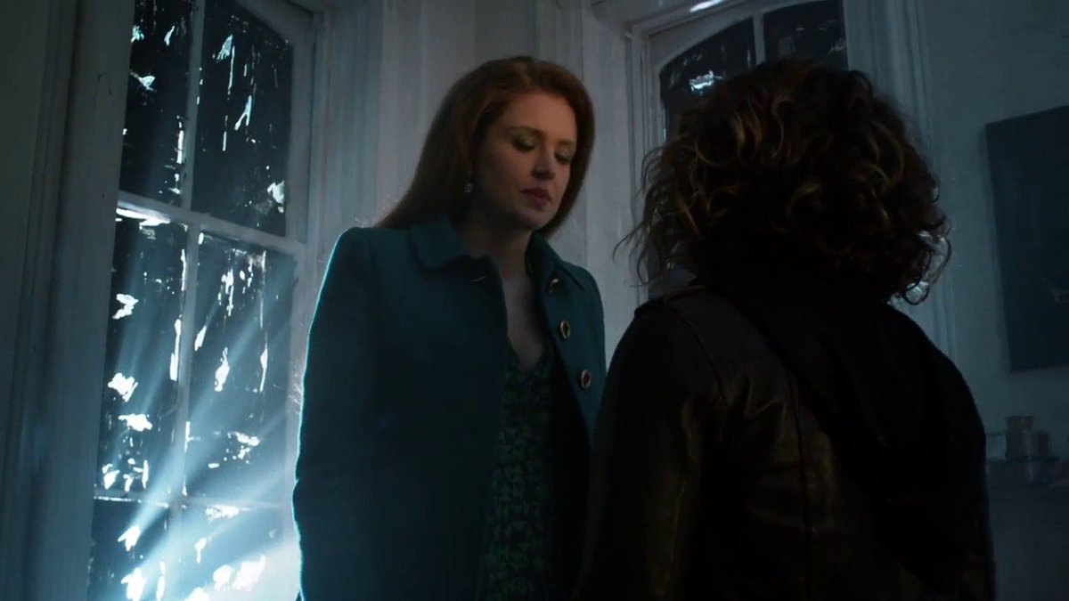 Gotham_Kitty's tweet image. So i know this a bit of shock and I am sure @TheRPDom won't mind (Since he was married to Emma) But...........@SubmissiveGinny would you give this kitty a ball of string in marriage and *gets on one knee* and Marry Me?