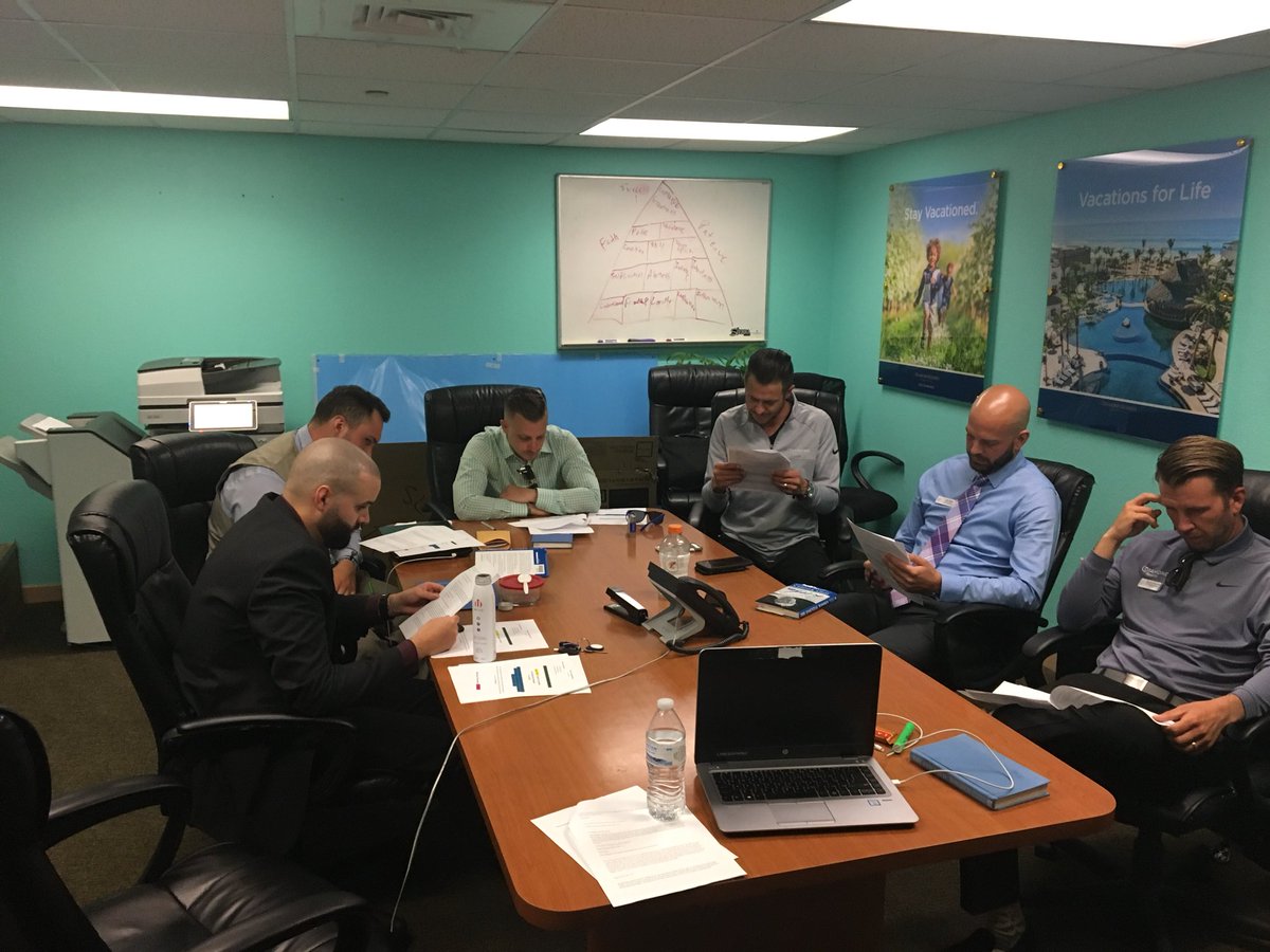 Rydowl2010's tweet photo. #TeamNpac building the bench this week with @chadwalls17 and @TylerBixler1 running the show in our weekly meeting. These guys #MakeAnNpac to a lot of people every day! https://t.co/czF8e3TzAg