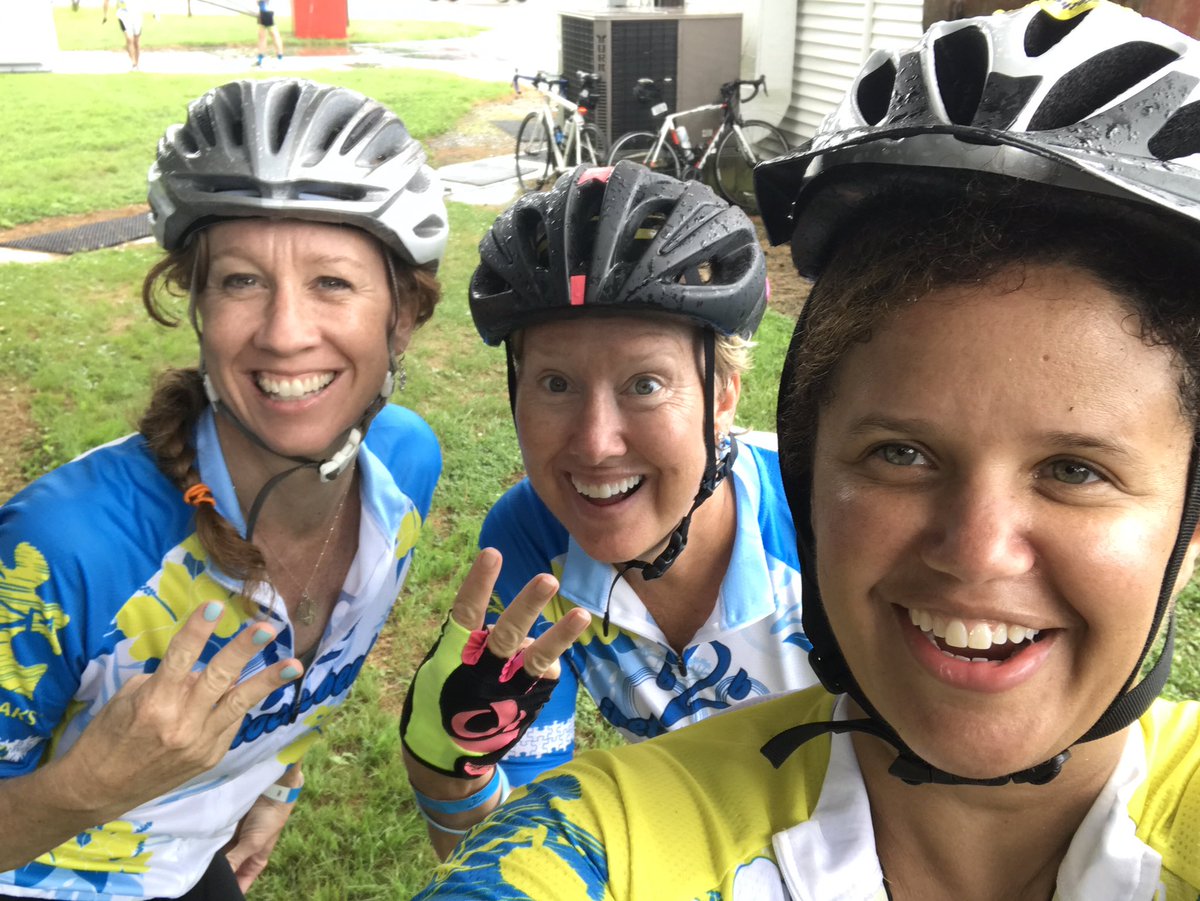 lovemebrownin's tweet photo. Love these girls from Virgina, helped me to complete the ride, #B2BDC #Biketothebeach #autismawareness @BiketotheBeach @BikersForAutism @autismspeaks https://t.co/xgIuC4fhYu