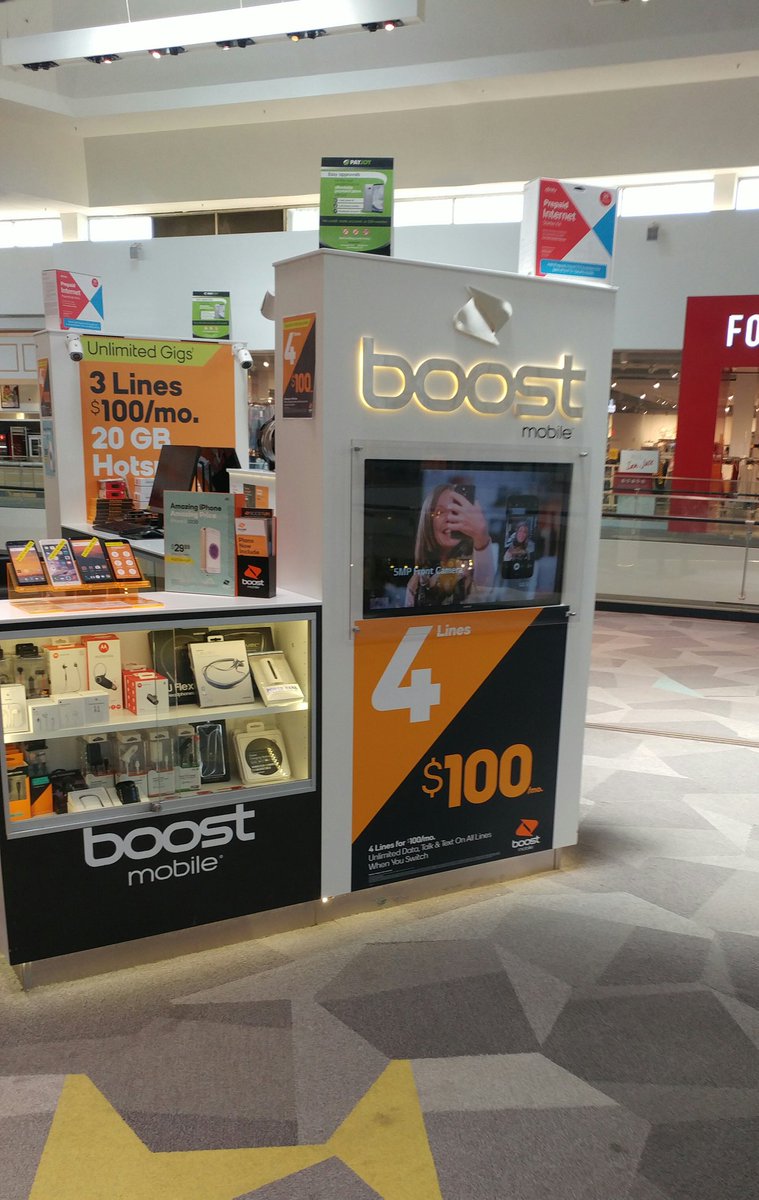 Beautiful kiosk!! Merched and ready to close some sales this Friday <a href="/Pay1essWire1ess/">Payless Wireless</a> @MarcecoSheryl <a href="/KarlaOre17/">Karla Ore</a>