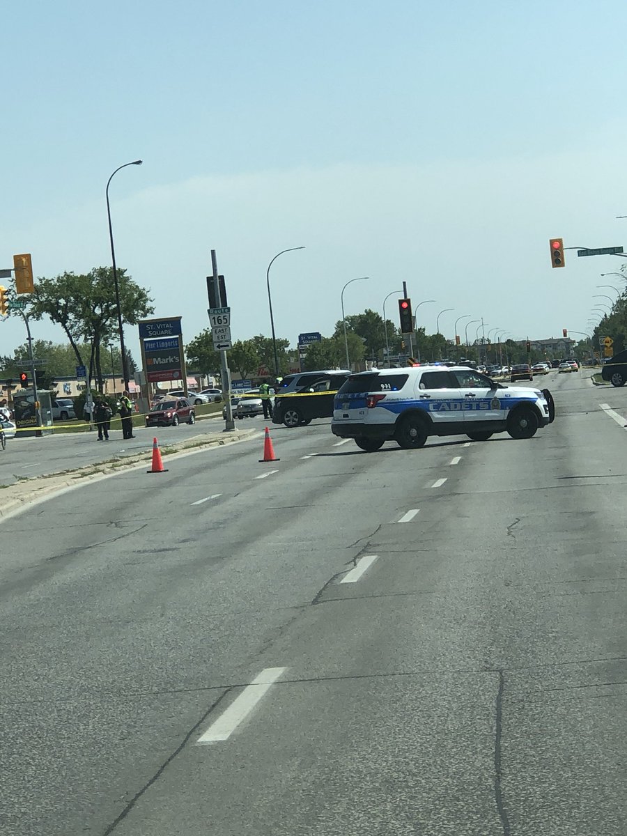 jesryte's tweet photo. @chvn951 Accident on St. Anne's https://t.co/HKV6NFZl3J