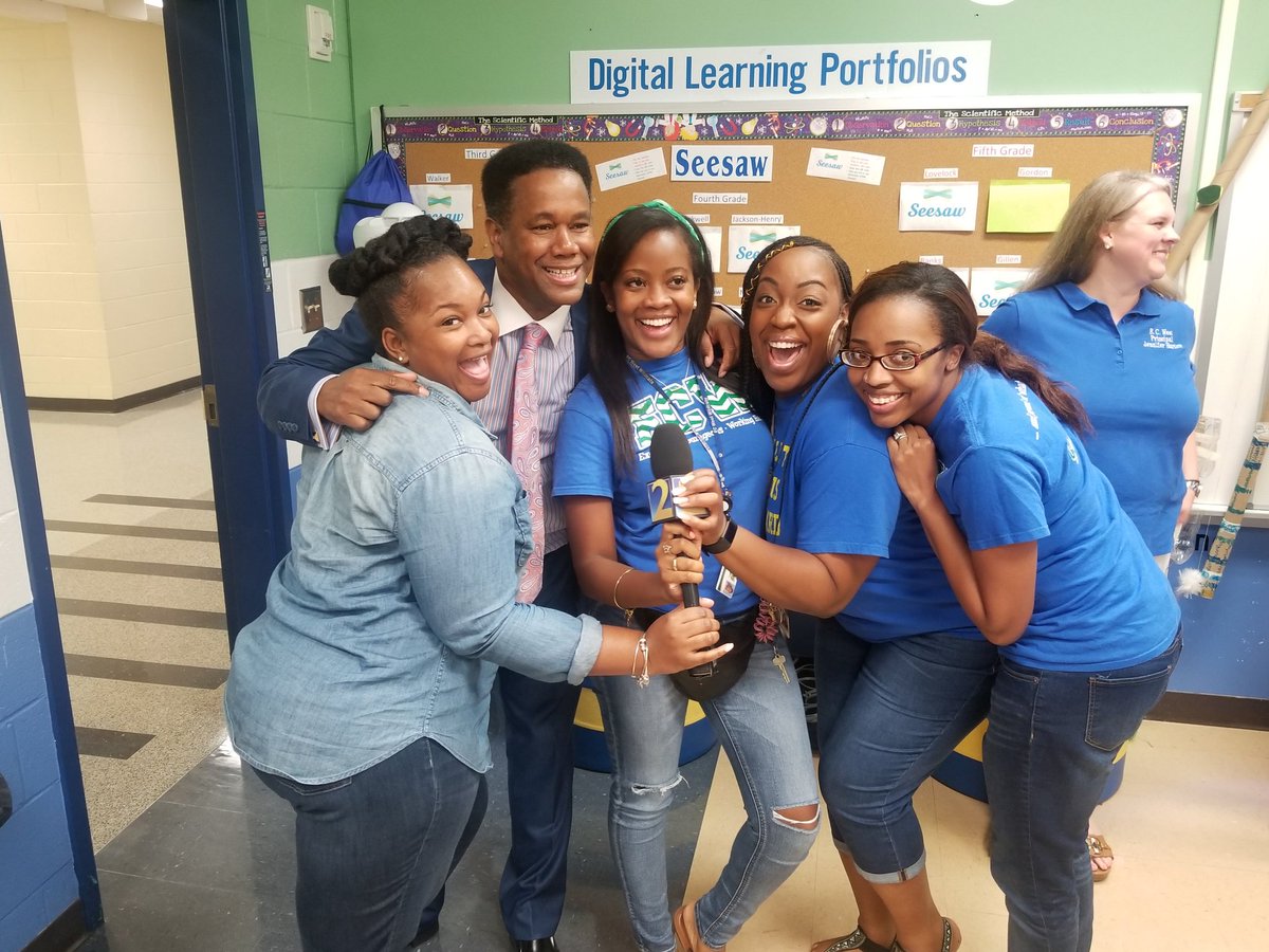 ecwestwildcats's tweet photo. There are more pics!!! Check out our BIG surprise today!! Thanks for making us feel so special @TomJonesWSBTV https://t.co/jQy2SVK9n5