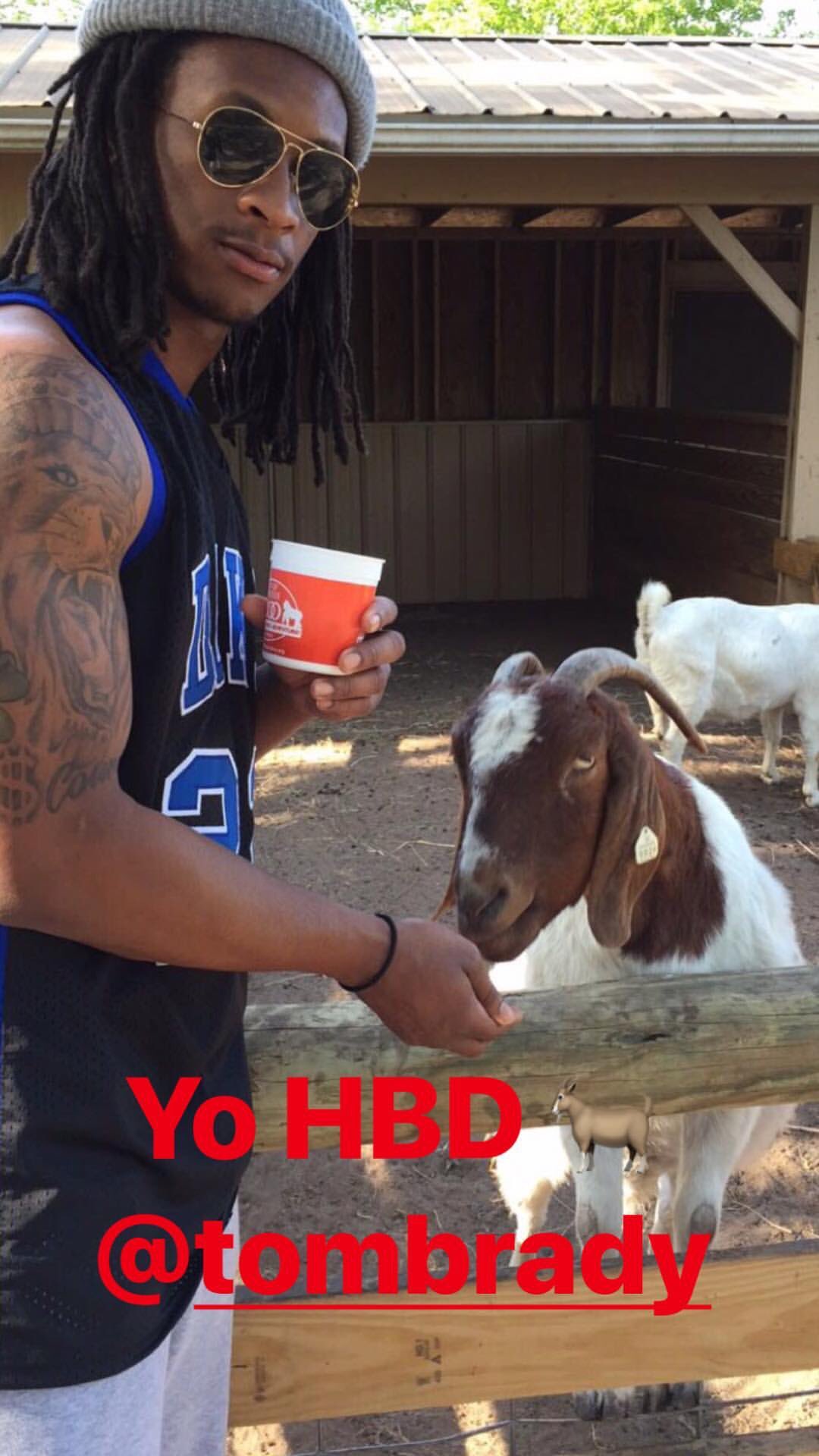  RB Todd Gurley wishes Tom Brady Happy Birthday

