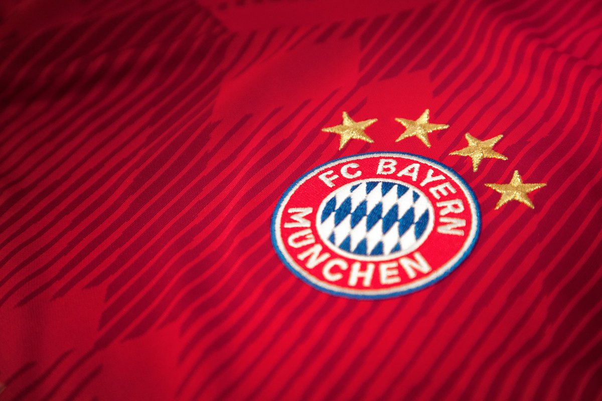 FCBayernES's tweet photo. Arturo Vidal ha sido oficialmente transferido de FC Bayern a FC Barcelona.
¡Gracias por todo Arturo, y la mejor de las suertes en España!

#MiaSanMia https://t.co/bbPBOmkZsc