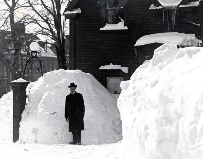 Government House, Gate house, pre-1918. Photographer: Holloway