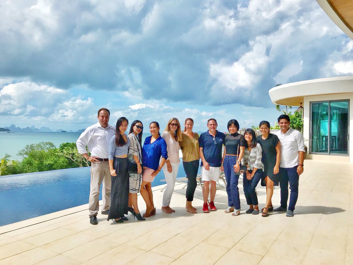 tbpdreamteam's tweet photo. Thank you @elitehavens for having us around at the gorgeous https://t.co/DvqCXU0A2Z for lunch and inspection https://t.co/cRiwFK1YLC