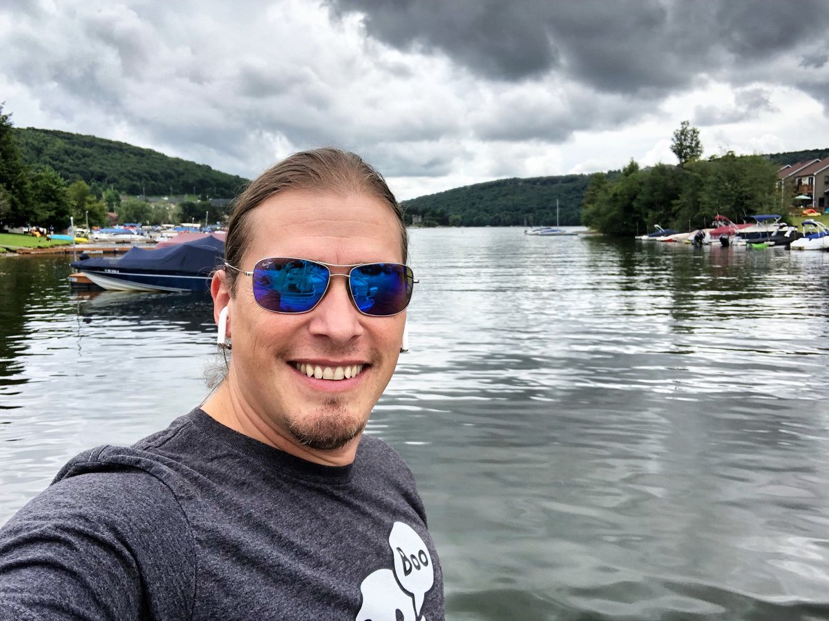 JMCOfficial's tweet photo. Getting ready for our show tonight at #GarrettCountyFair! Then tomorrow evening in #Marrietta #Ohio at the #Adelphia! Come on out!
โข
โข
โข #CountryMusic #Country #GoodTimes
โข
โข Hope yall are having a good day :) https://t.co/tRetcdKslX