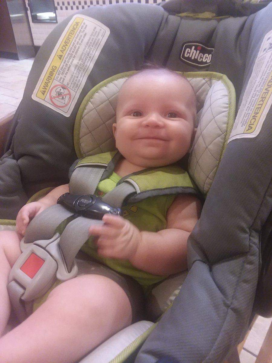 RyanVanRees3's tweet photo. I have one happy little boy. https://t.co/xYP652bJPx