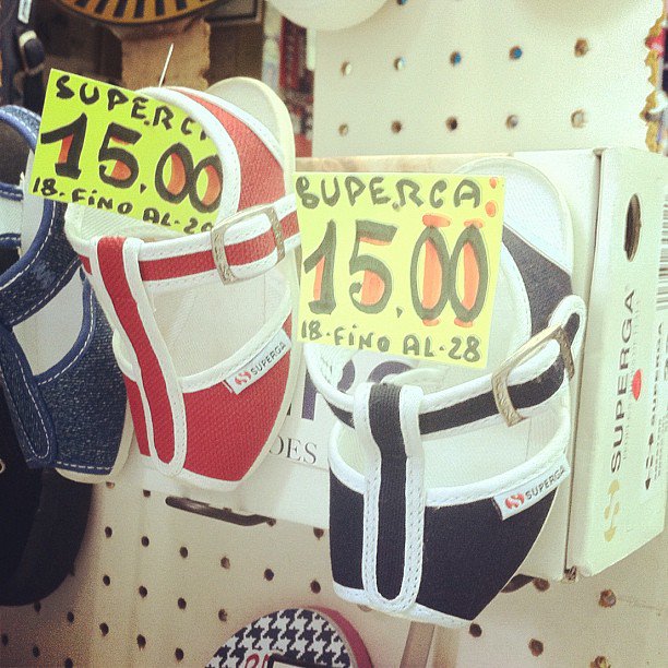 DarkelRafi's tweet photo. Un mio grande classico.
#anni80 #superga #modabimbo https://t.co/5eU9dSxyjY