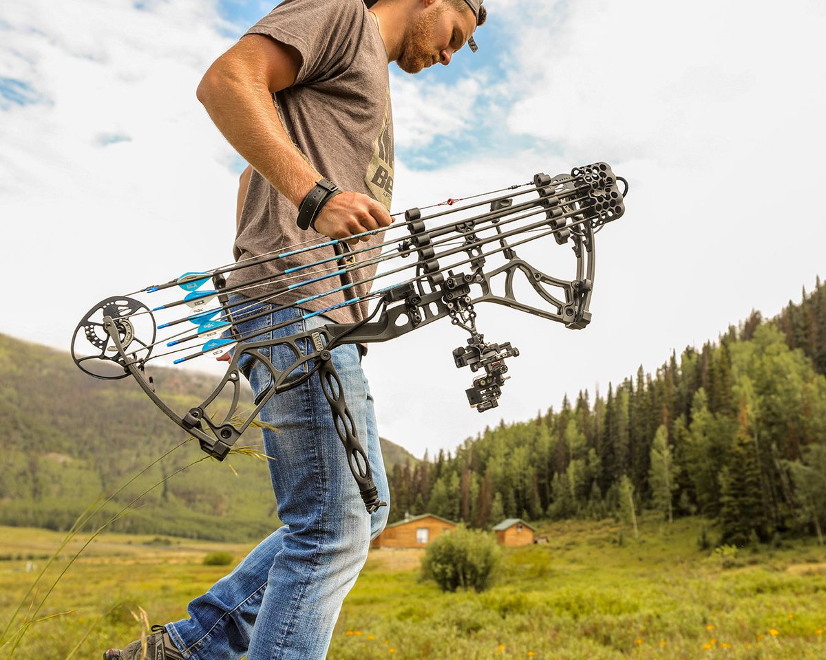 BearArchery's tweet image. Finally Friday. Time to get out the office and into the field. | @identicaldraw
#BearArchery #TheCountdownContinues #LegendSeries #BearKuma