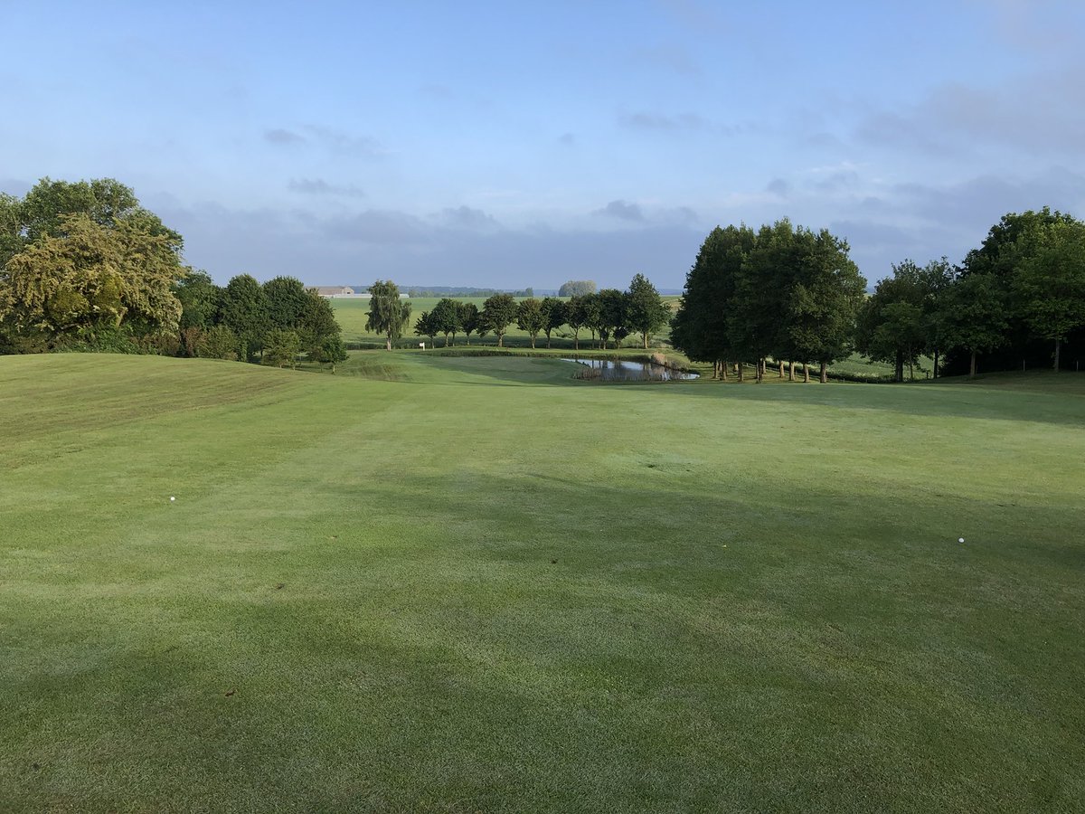 Mattb8son's tweet photo. One for you @CXpert. When management offsites are planned well in France 🇫🇷 ⛳️😇 https://t.co/r3nyCaOvNW