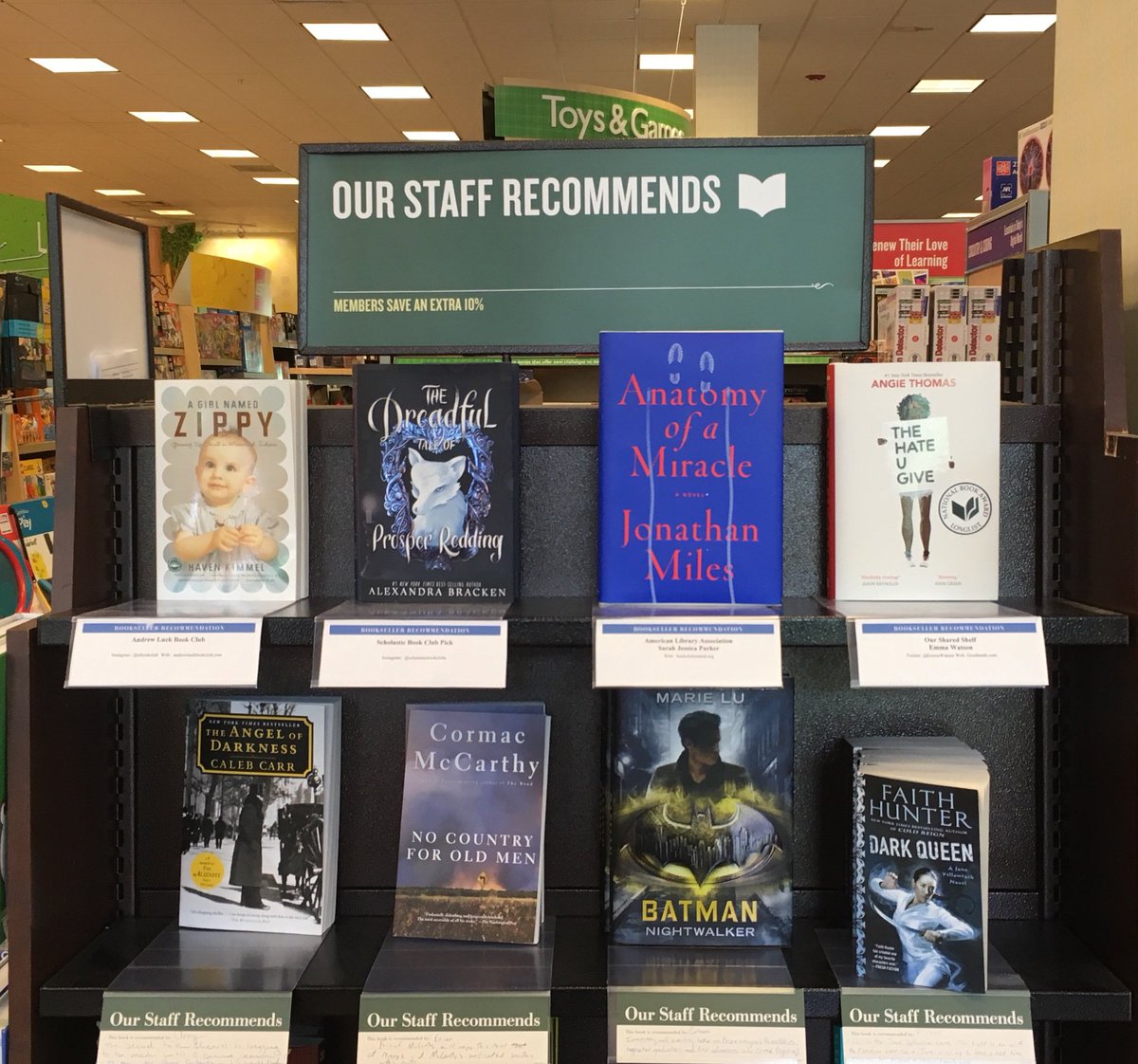BNJohnsonCity's tweet photo. Looking for that next great read? https://t.co/Qwz9d889RD
