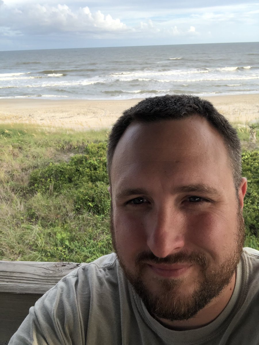 BroChron's tweet photo. Soon we will be back to reality.  Wishing I could extend vacation https://t.co/zCX2hUdjbc