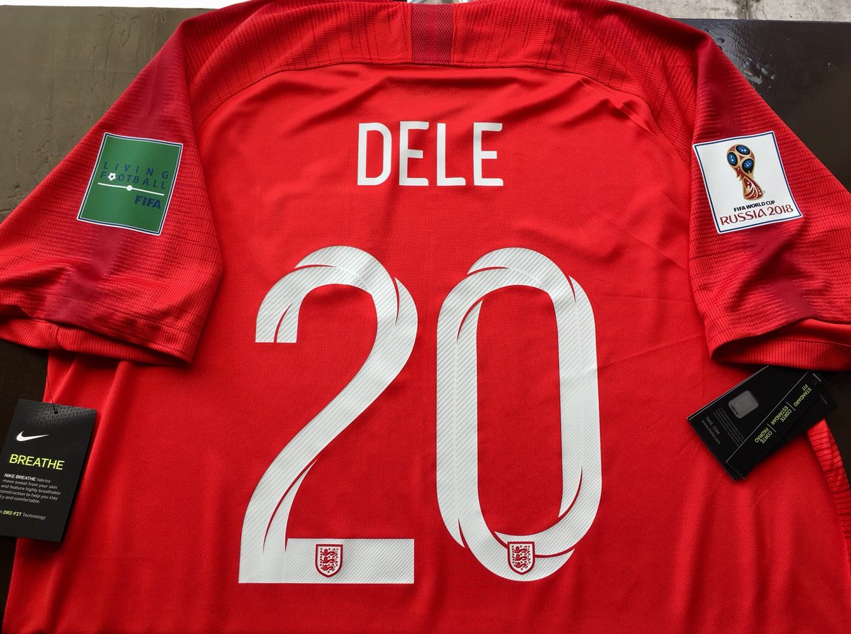 Mono_Jerseys's tweet photo. Terminada
Estampado oficial de DELE para Jersey oficial de @England 2018 + Set parches oficiales #Russia2018 + Match Detail oficial vs #Colombia
#England #delealli #livingfootball #NikeFootball #inglaterra #lions #matchdetail #worldcupfinal2018 https://t.co/N4a5BxVMgH