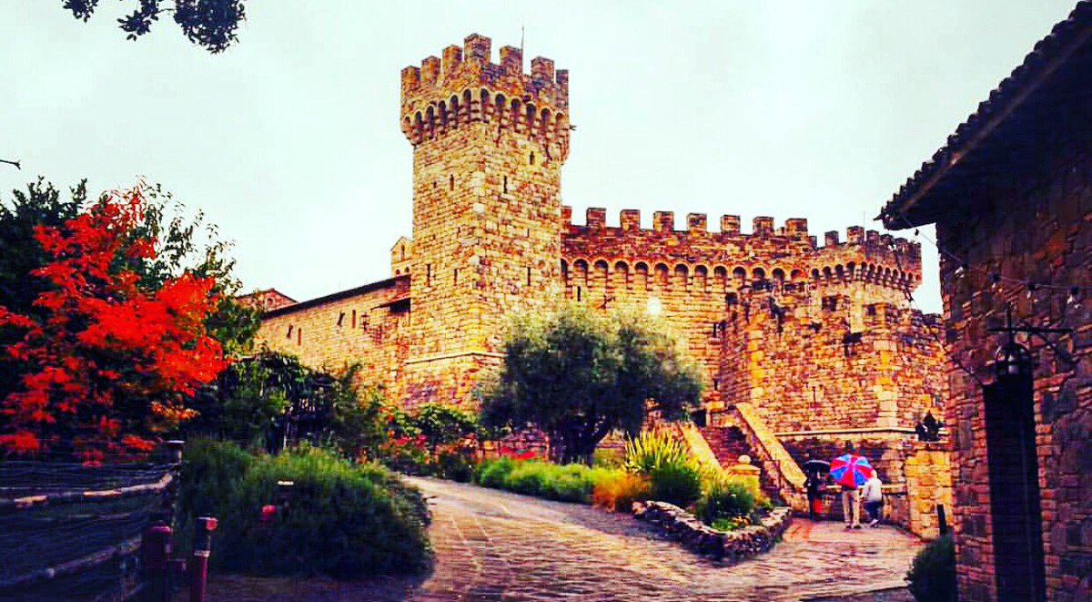PassportFinds's tweet photo. There are several #castles in #California. One in particular also serves wine! @TheCastello is a must experience in #NapaValley and still a hidden CA secret to many. #wineries #traveldiaries #travelphotography #castle #worldtraveler #landscapephotography #travelphoto https://t.co/AtwMMJnyIM