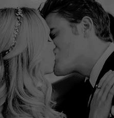 OriginalsDaily1's tweet photo. RT for Klaroline ❤️
LIKE for Steroline

#tvdla5 #TheOriginals #TVDForever https://t.co/DOaZEMVG1w
