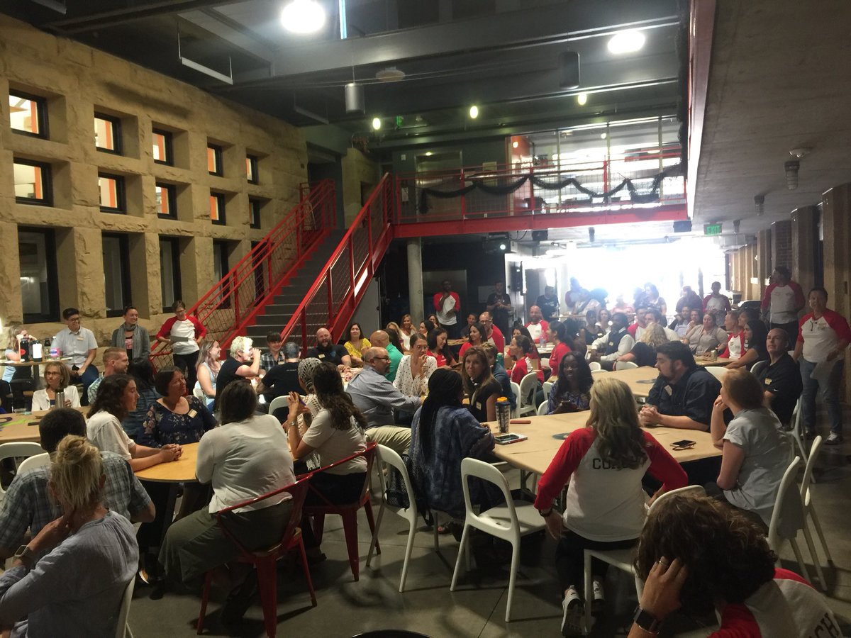DISDSubs's tweet photo. RT husslington: schools from all over the u.s. at stanforddschool kicking off 2 days of hacking toward greater equity + #deeperlearning
#HacktivationNation https://t.co/2oOq6Wt30b