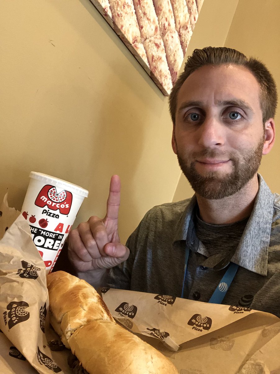 Columbus_84's tweet image. #IHXBDAY thanks for lunch!!!