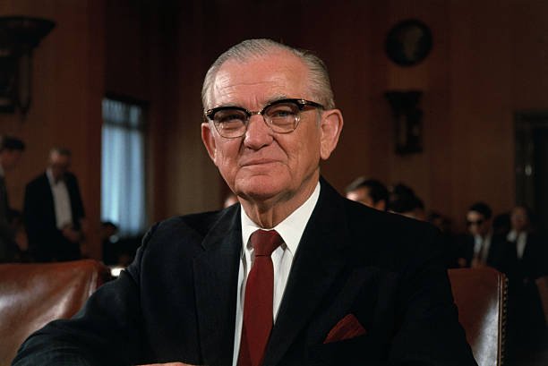 Mississippi political fact of the day: #OTD in 1901, Mississippi's longest serving Senator, John C. Stennis (@StennisCenter), was born. Stennis was known as the 'Conscience of the Senate' for his intellect, judgement, and ethics. He served in the Senate for 41 years.