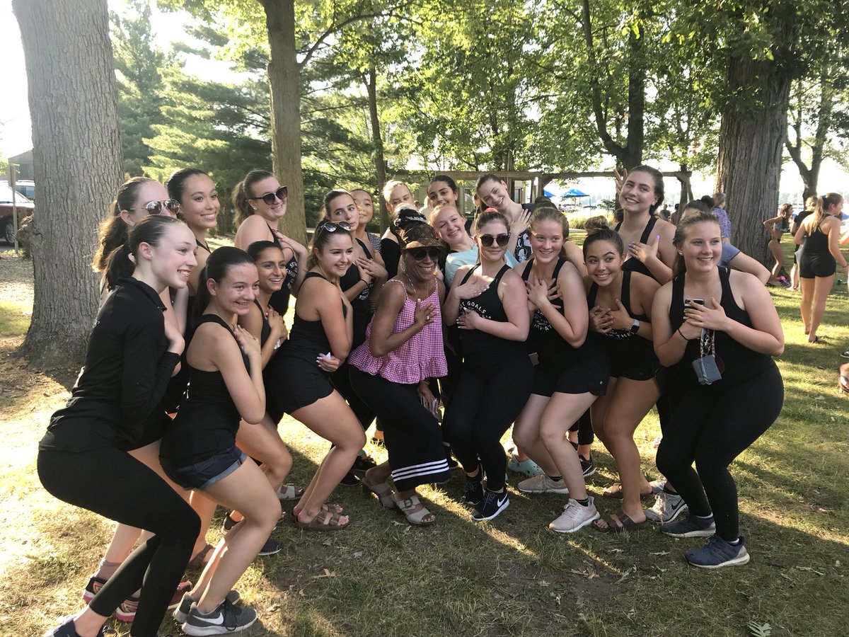 After performing in our all team exhibition on the final day of porter camp, we had our annual Hockettes picnic and won the Hockettes-wide lipsync battle!