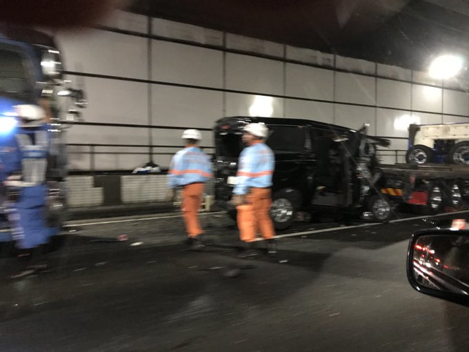 事故 首都高湾岸線西行き 多摩川トンネル内で6台が絡む玉突き事故 渋滞 まとめダネ