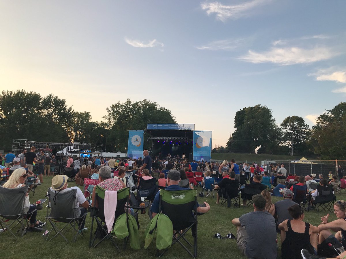 Enjoying #CanalDays concert good music with friends