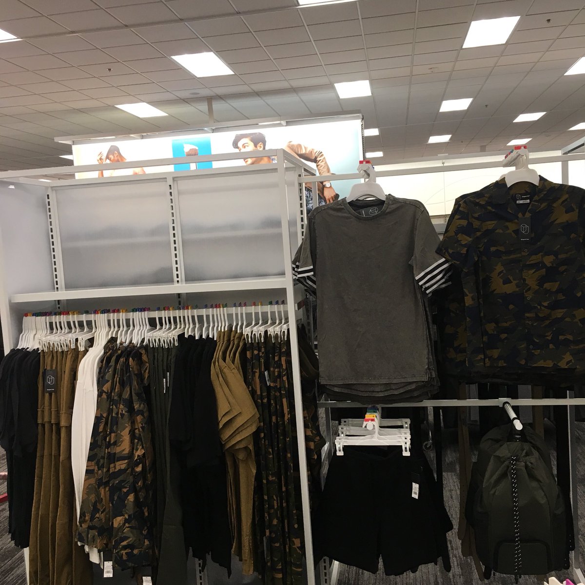 Sugarlandtarget's tweet photo. #origionaluse #t1786 #targetvisuals https://t.co/EWRGArtj9H