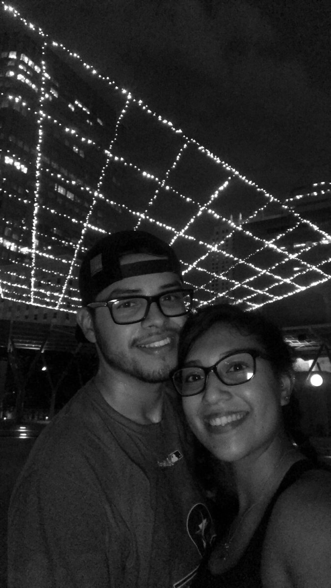 Starting this month off right with my favorite person #AdventureBuddy #HoustonMFTXHOE #ASTROWORLD 
🚲🌃 

S/O to @Salth3awesome for these awesome pics! 📸