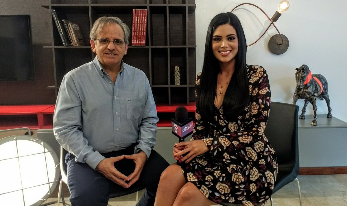 El Primer Actor y Director <a href="/manriquehector/">Héctor Manrique</a> nos visitó para hablarnos y anunciarnos las próximas temporadas de #sangresobleeldivan y #loshombrosdeamerica de <a href="/ibepacheco/">Ibéyise Pacheco</a> <a href="/GrupoActoral_80/">Grupo Actoral 80</a> ven con <a href="/KarielysCR/">Karielys Cuadros</a> a la pantalla de <a href="/Venevision_Plus/">Venevision Plus</a> mañana 9am