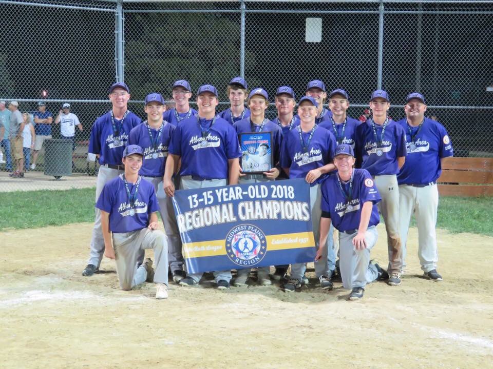navratilsharon's tweet photo. Thanks for stopping by to support these boys on their World Series trip to the state of Washington! What a fabulous community!! https://t.co/aV8eMssoyD
