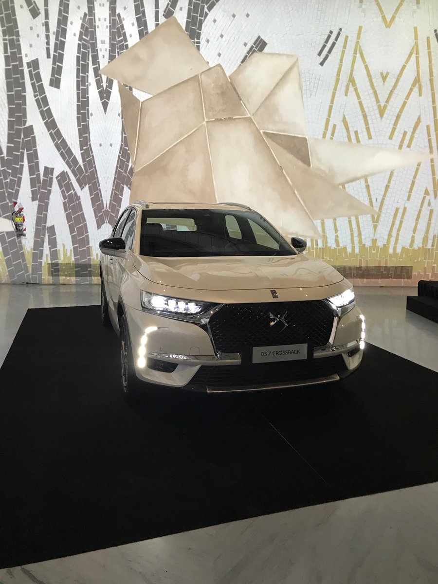 Turkeinstein's tweet image. Presentación de #Dscrossback en @FaenaArt cobertura con equipo @caras